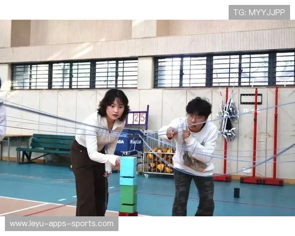 体操训练营实行“笑声疗法”，团队氛围获教练称赞